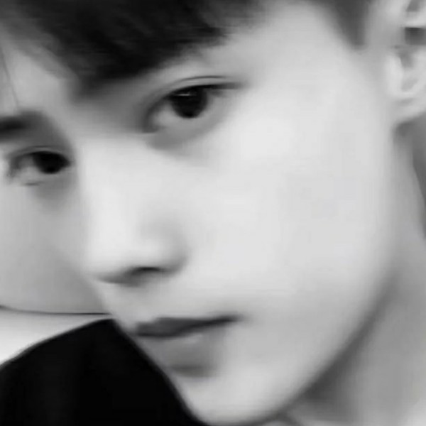 冥王星害羞的照片