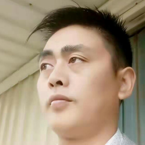 水壶等待大意的照片