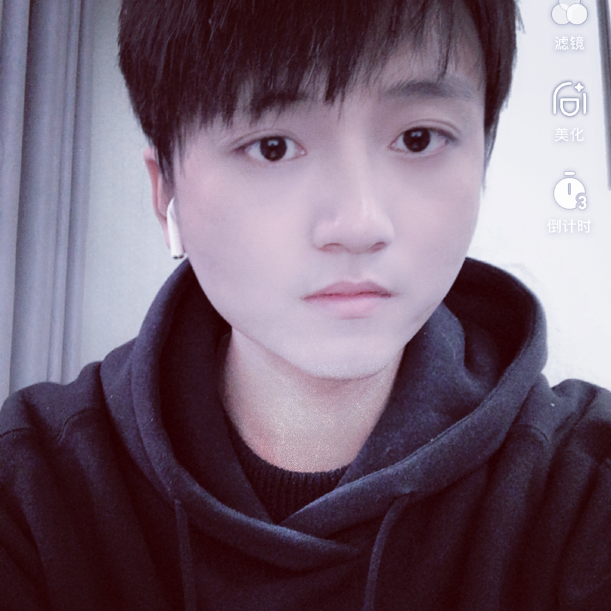 柜子落寂的照片