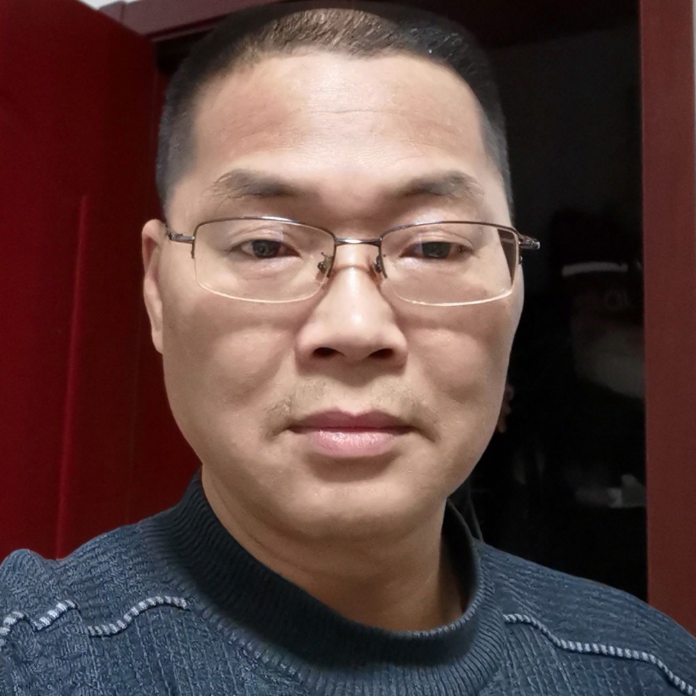 单薄漫步的照片