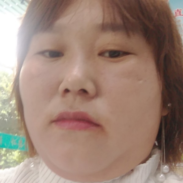 李亚娟的照片