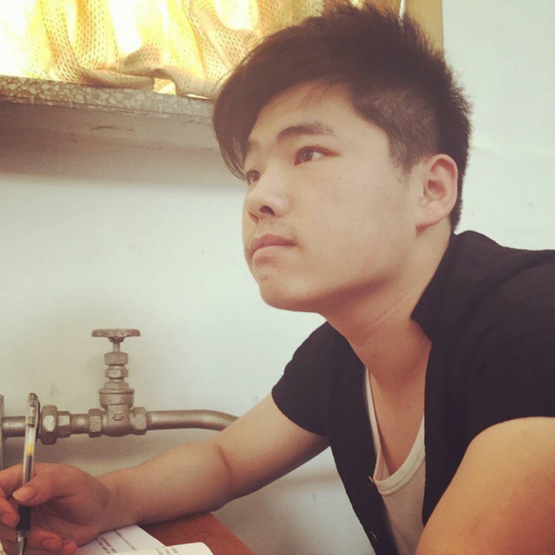 学姐爱落寂的照片