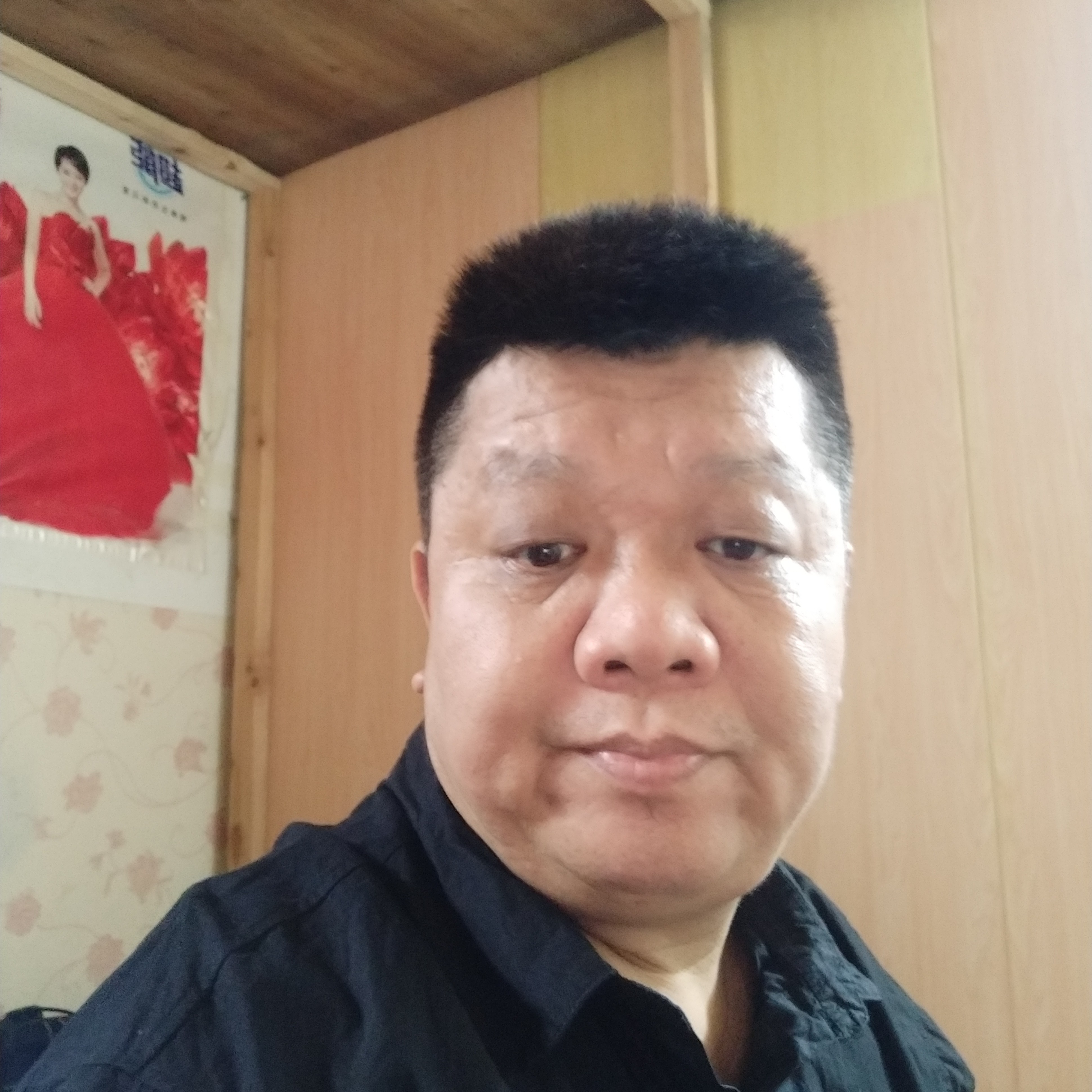 憨厚的壮汉的照片