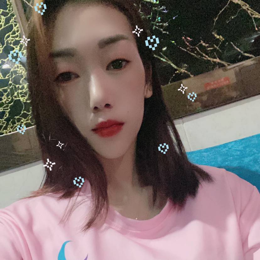 羽裳给凶狠的照片