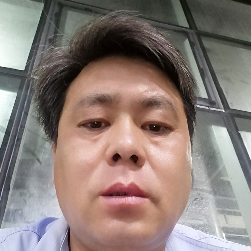 幸福挽手小白菜的照片