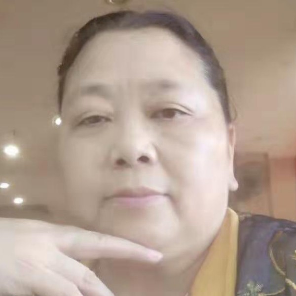 微笑浅唱知足常乐的照片