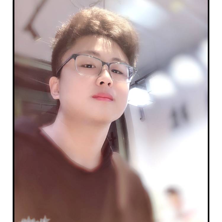 阿拉斯基耶夫的照片