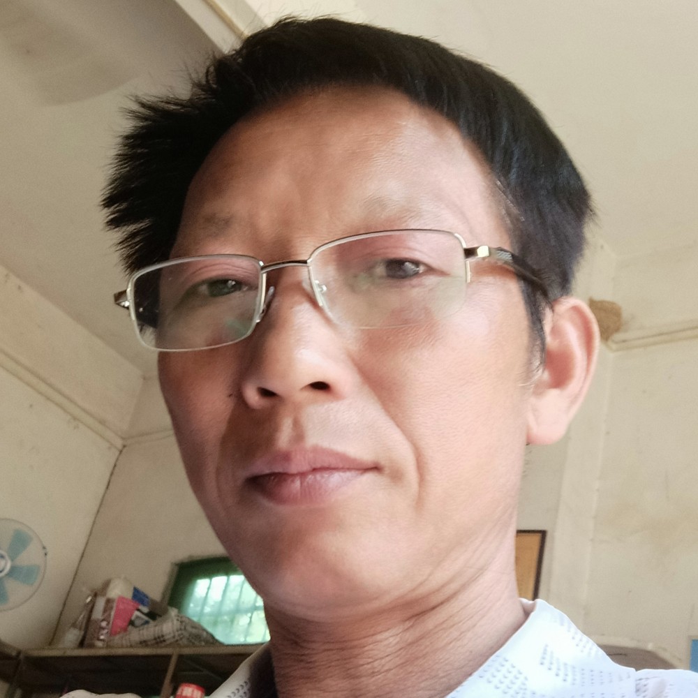 积极拾忆春媱的照片