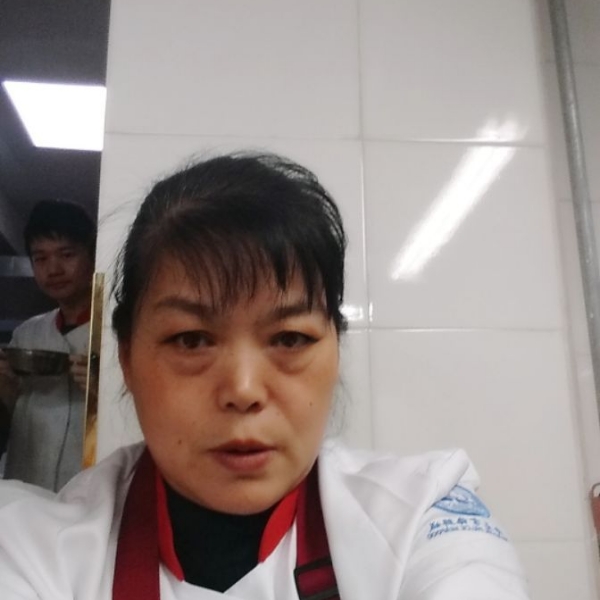 正直老师的照片