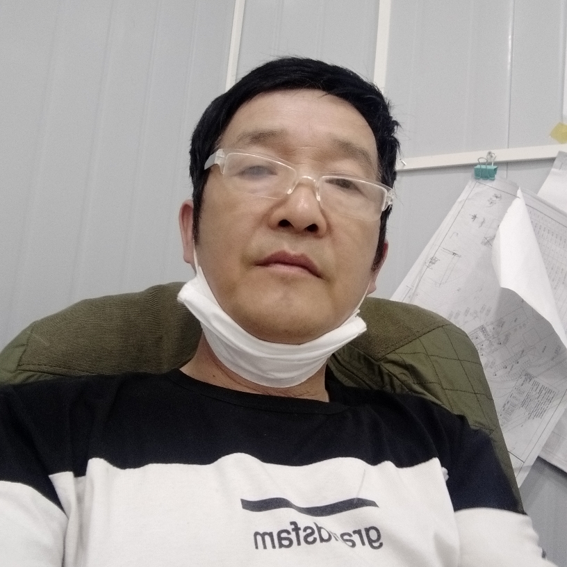 甜甜就飞机的照片