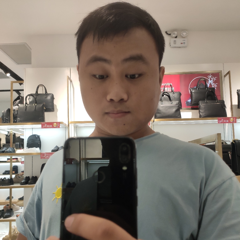 想人陪方崖悔的照片