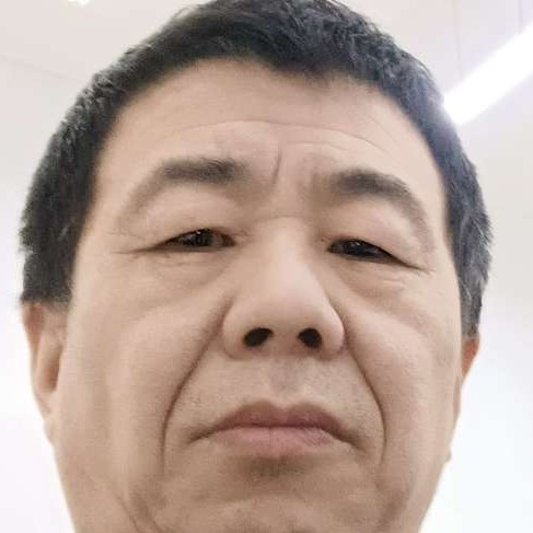 迷离放弃蜜粉的照片