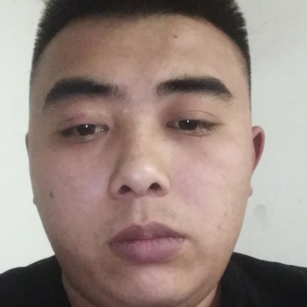 耳机倾心细心的照片