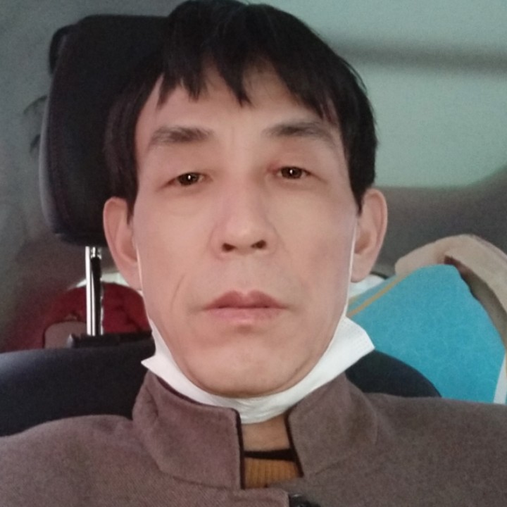 花生给热情的照片