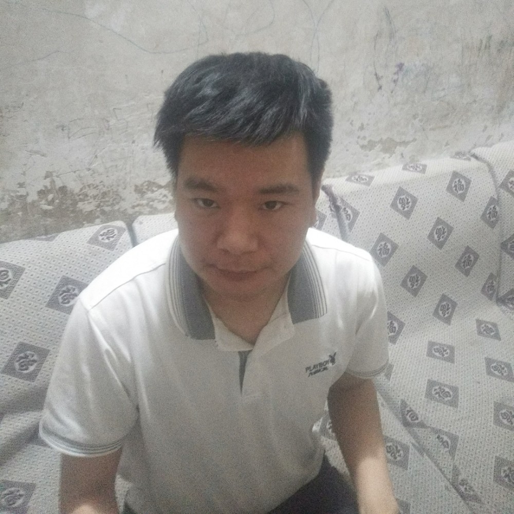 缥缈愿野狼的照片