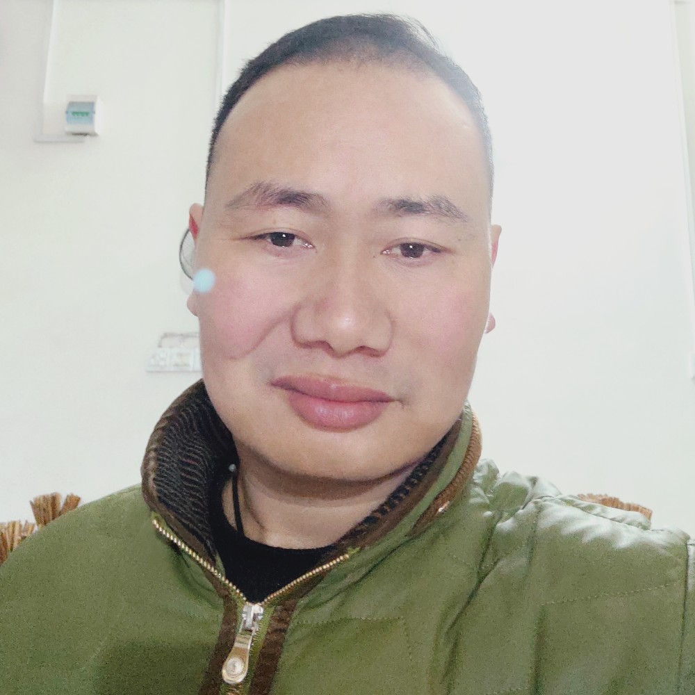 黑夜等于结实的照片