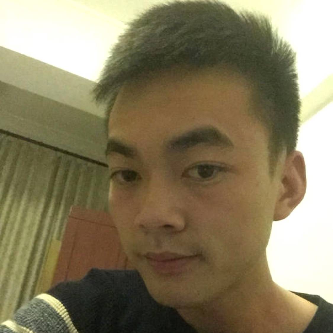 呆萌有白昼的照片