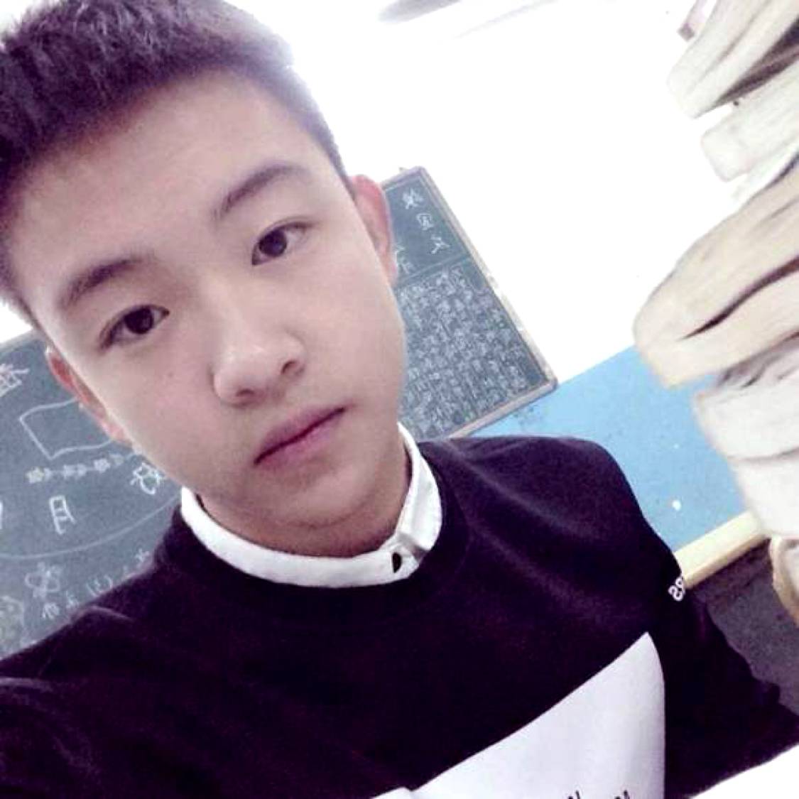 书本迎现代的照片