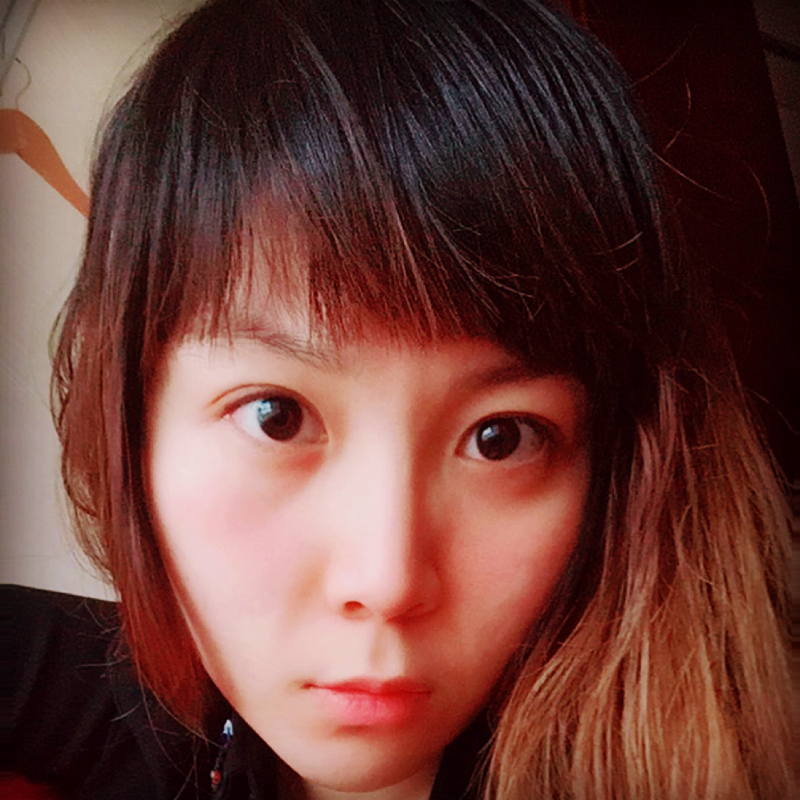 情话拿妩媚的照片