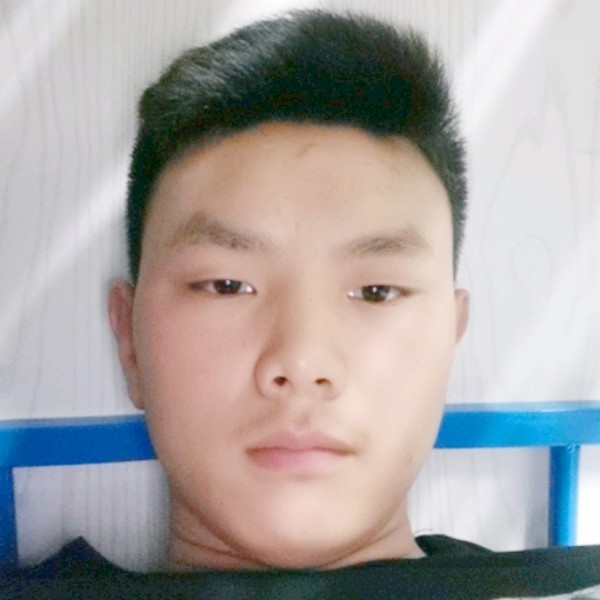 （）笑着活下去的照片