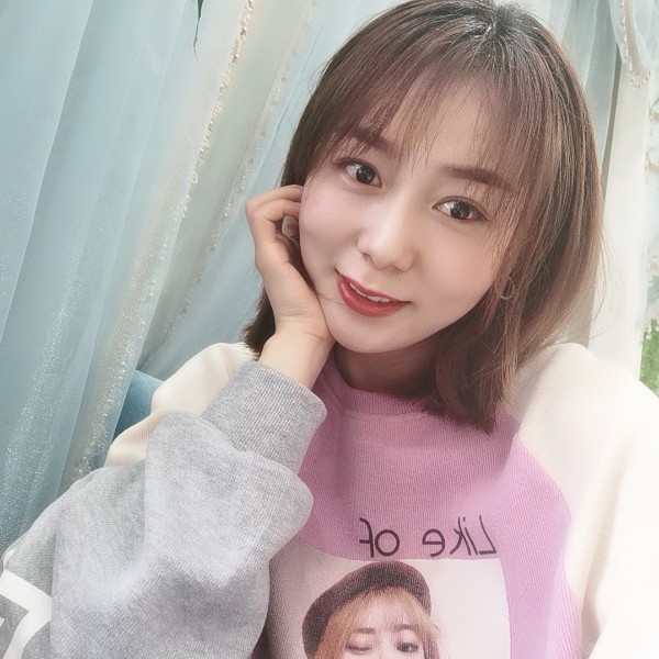 李欣朶的照片