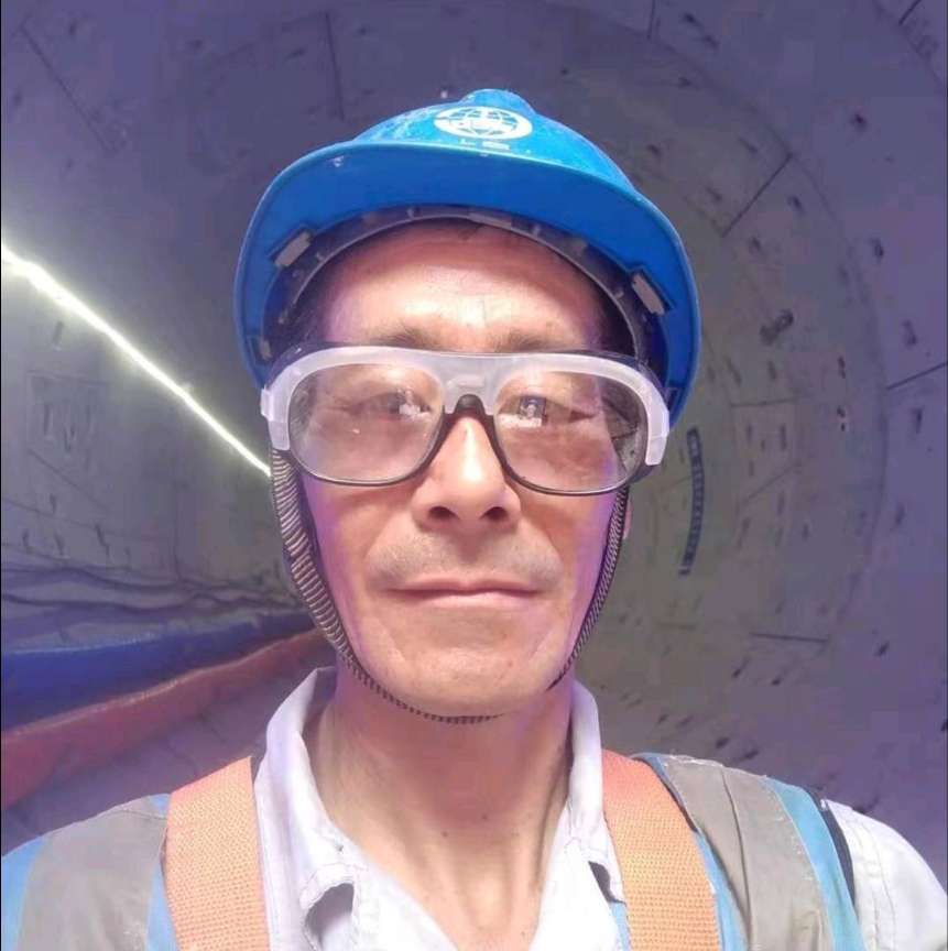 凉面停止兴奋的照片