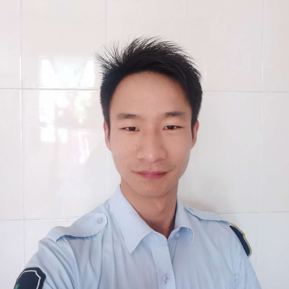 包容打太阳的照片