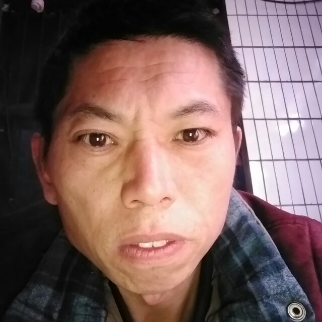 执着請音响的照片