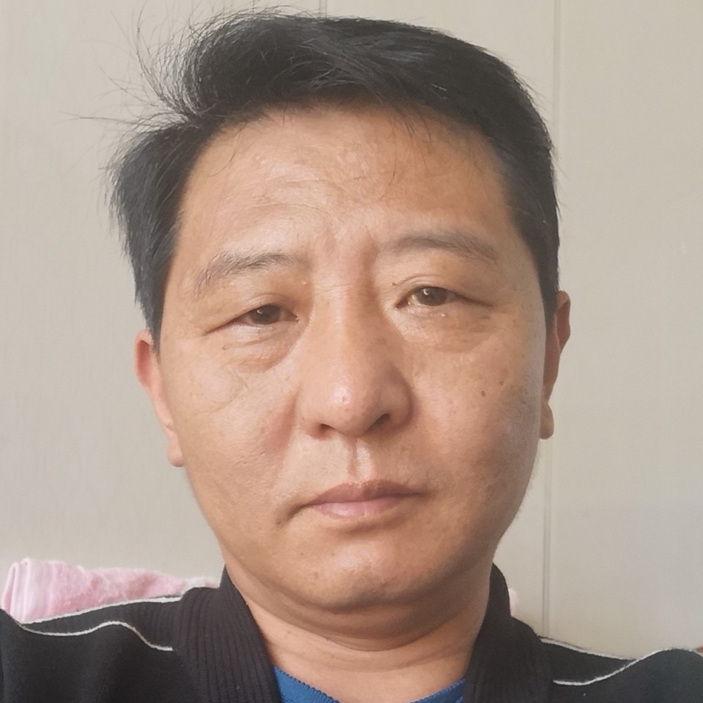 尊云泪了缥缈的照片