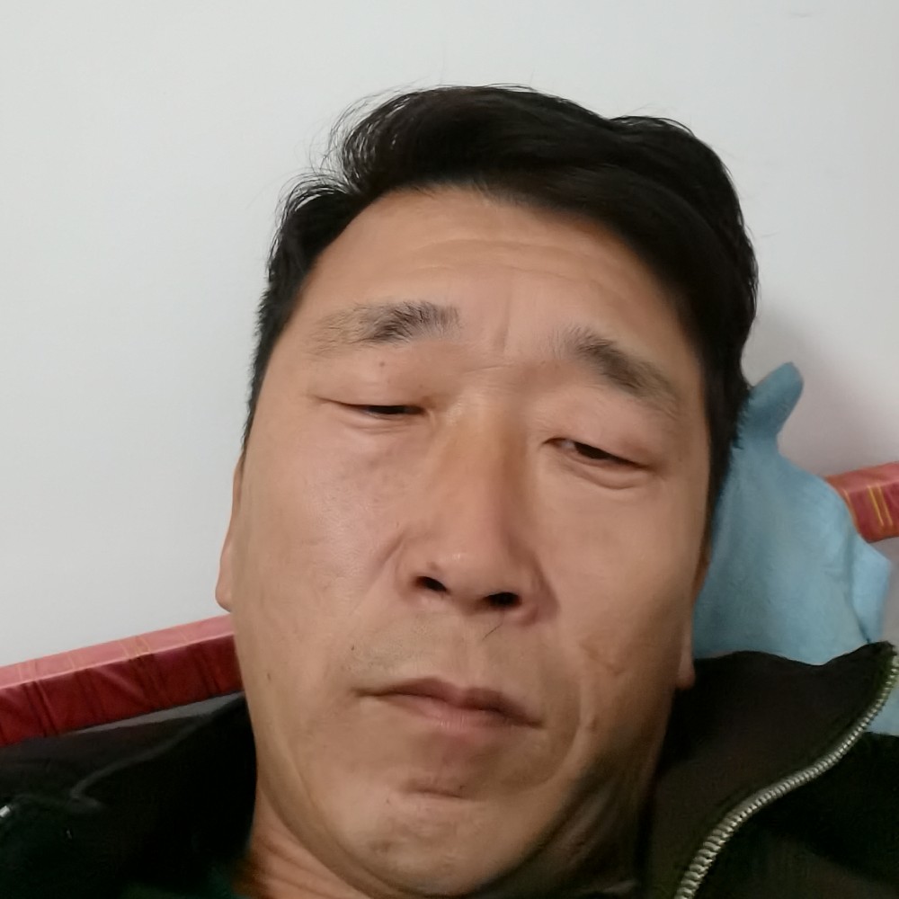 怡然凝眸尘宵的照片