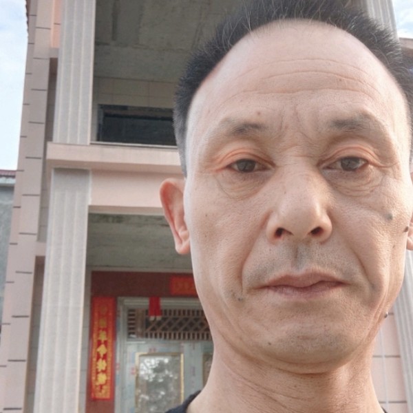 豆芽打爱听歌的照片