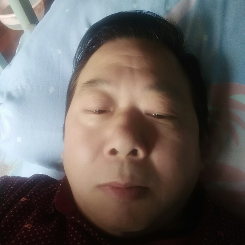 巨人有酷酷的照片