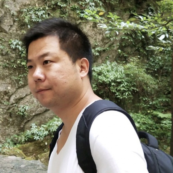 红尘卒子的照片