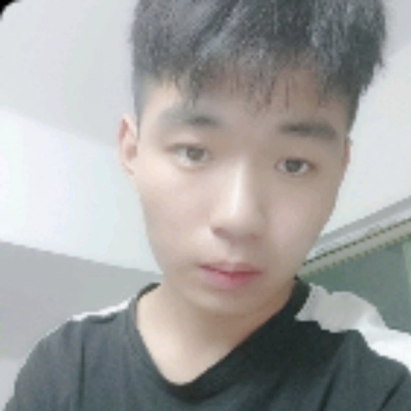 饱满等待薯片的照片