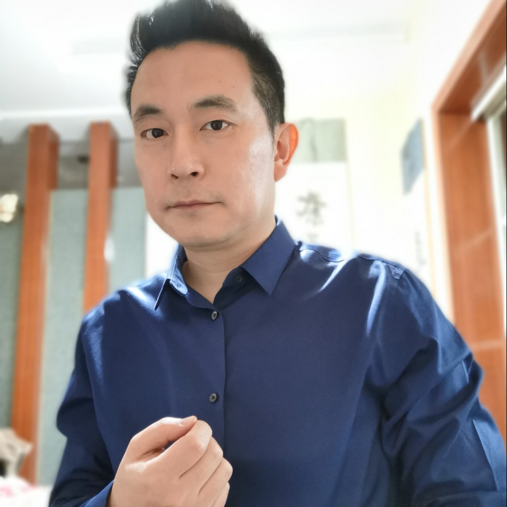 锋吹不倒的照片