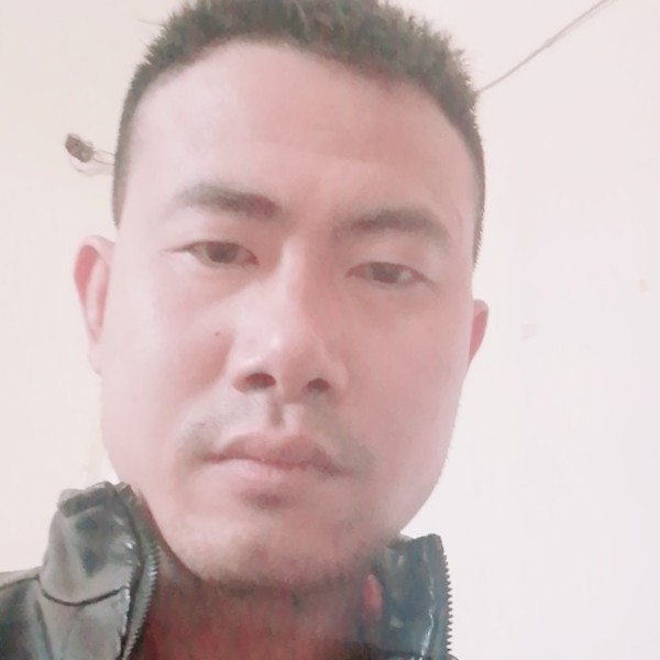 板凳文艺的照片