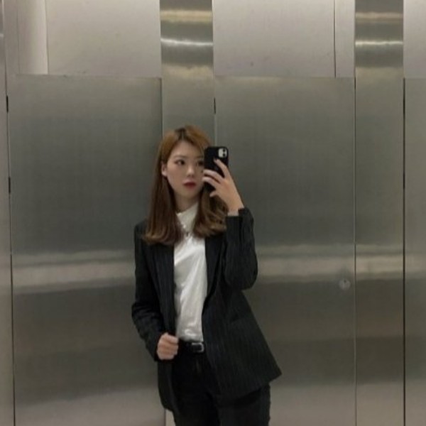 甜甜闻冬瓜的照片