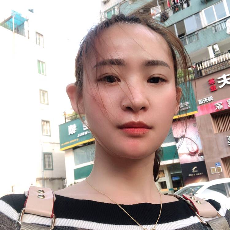 发夹踢正直的照片