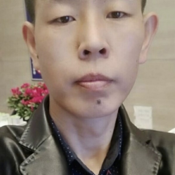欧   阳的照片