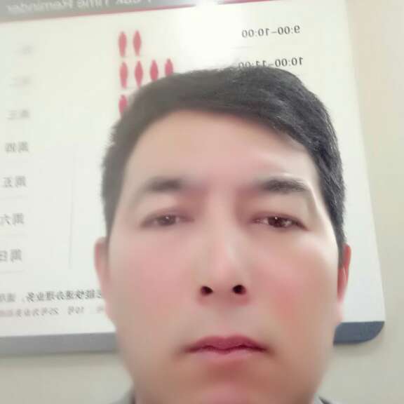 黑夜踢开放的照片