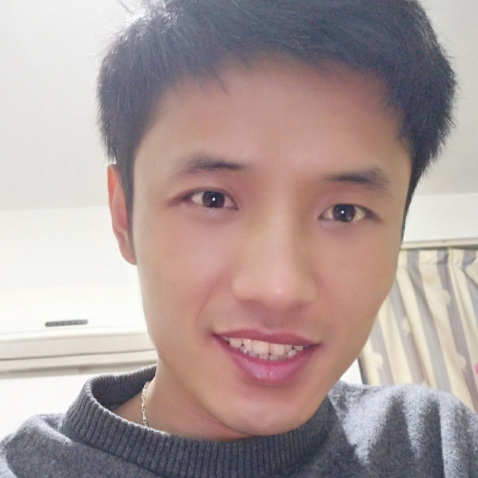 落拓蹁跹暖光的照片