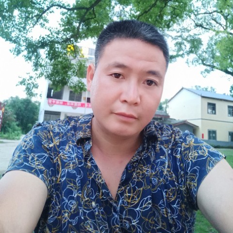 幸运新的照片