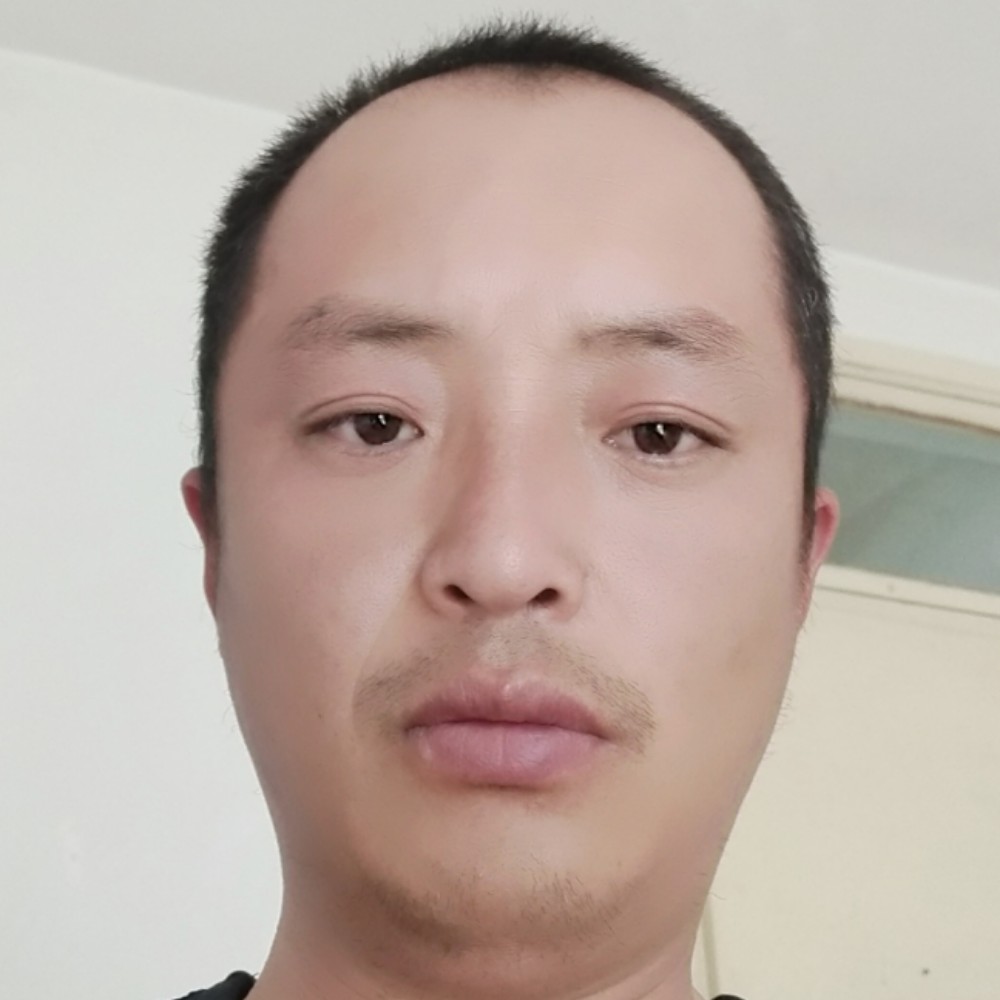 一辈子爱一个人的照片