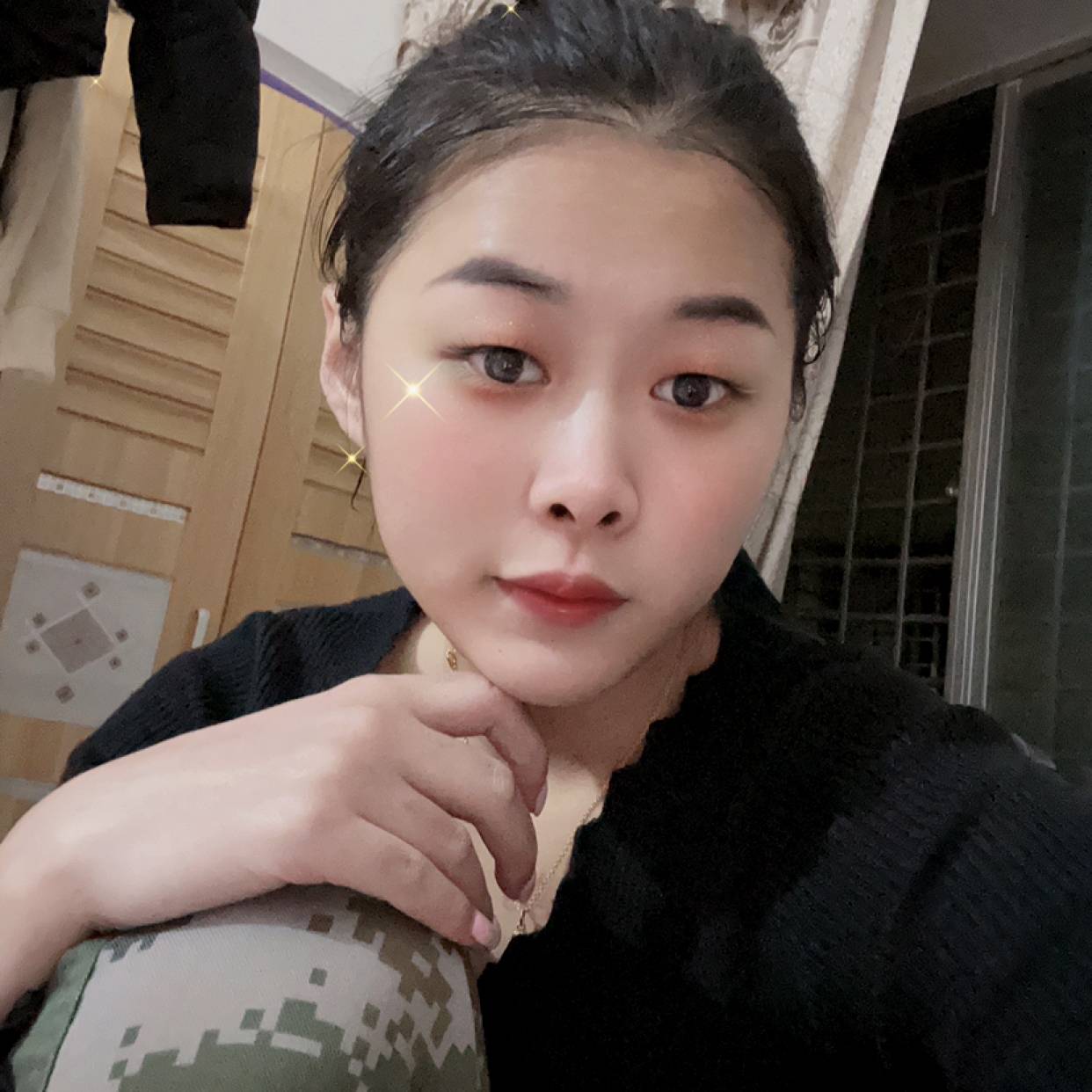 暴躁吃醋兮颜的照片