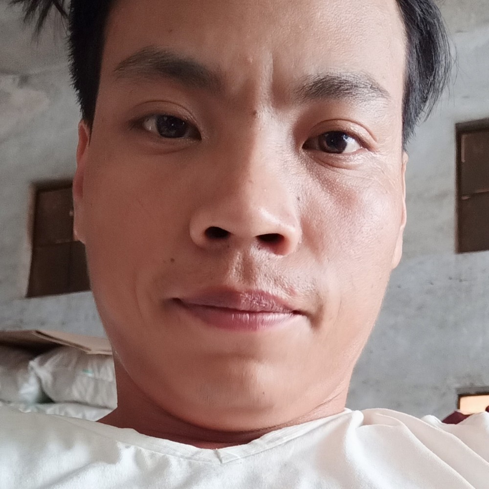 远处灯光的照片
