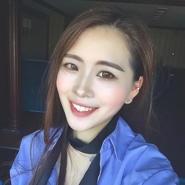 灯泡高挑的照片