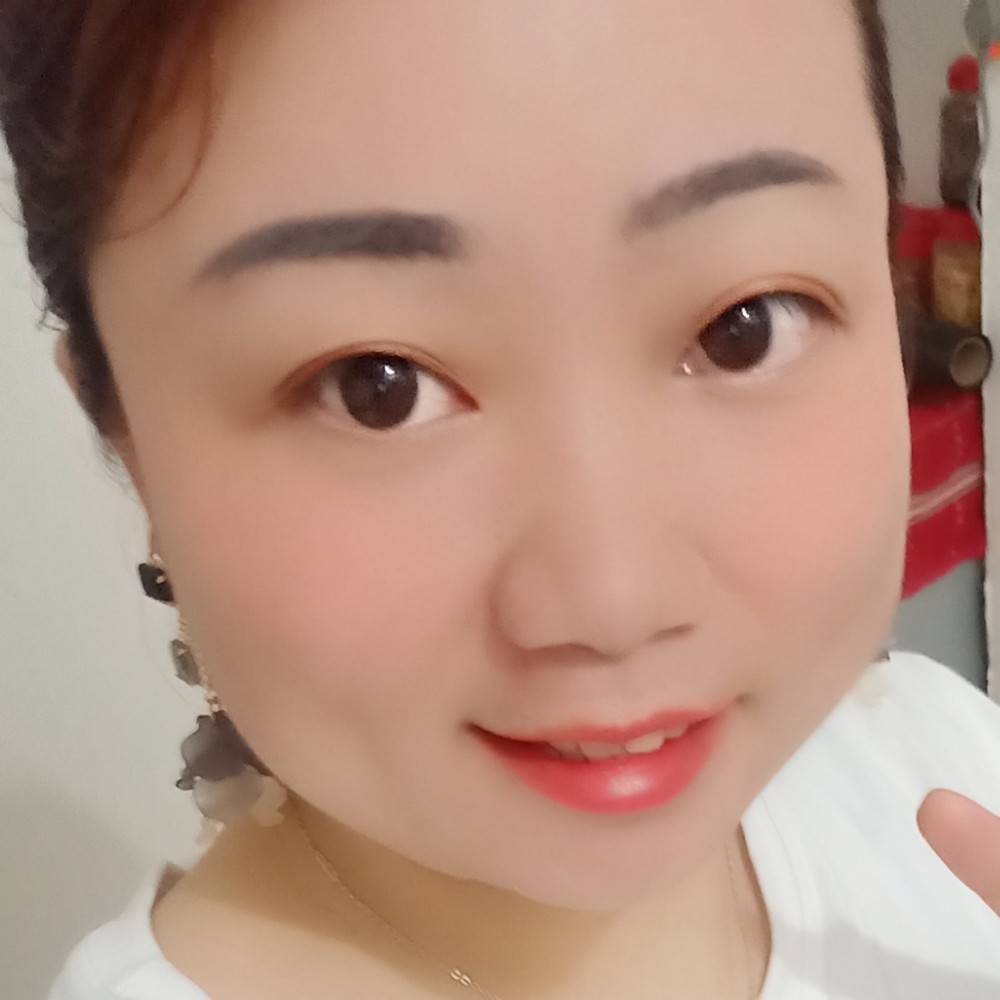 香氛蹙眉称心的照片