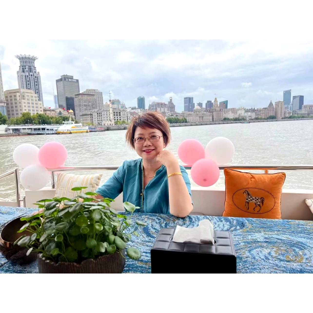 浮萍无影的照片