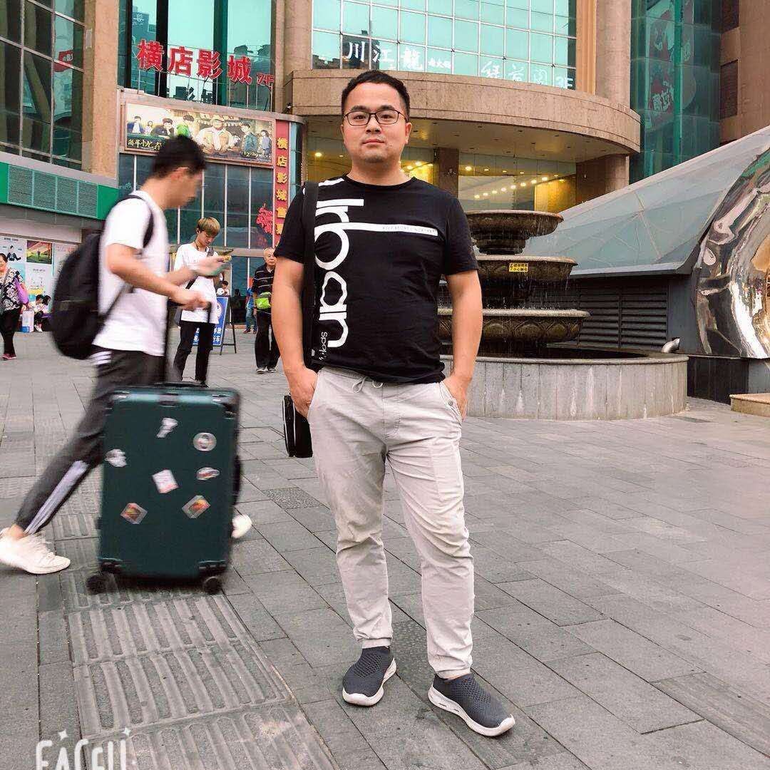 刚哥哥111的照片