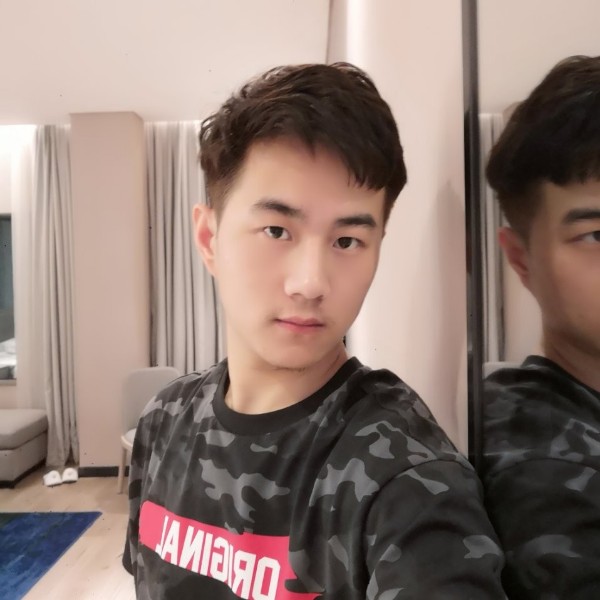 金色鱼儿的照片